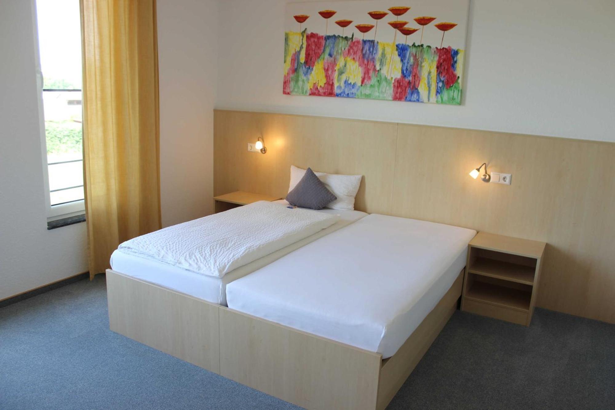Gaestehaus Zum Wolffenturm Lehrensteinsfeld Номер фото