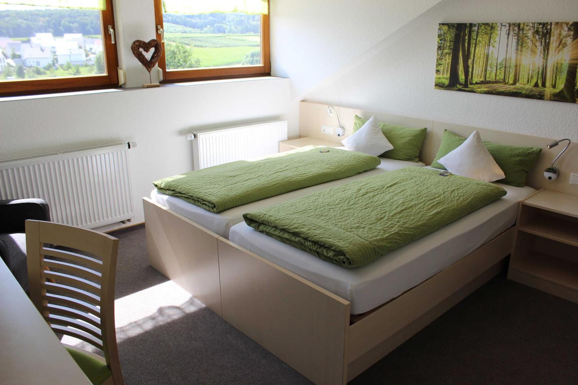 Gaestehaus Zum Wolffenturm Lehrensteinsfeld Номер фото