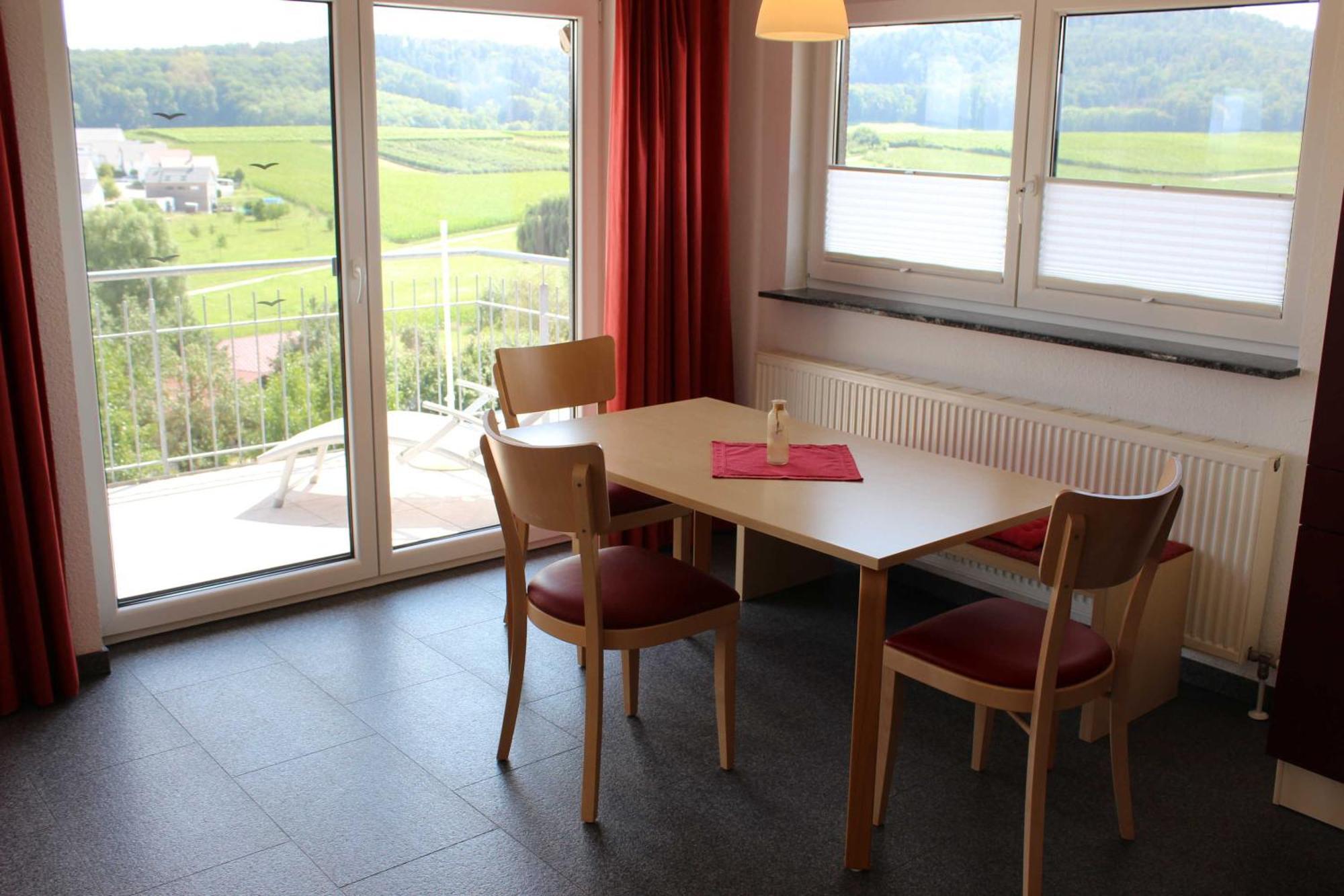 Gaestehaus Zum Wolffenturm Lehrensteinsfeld Номер фото